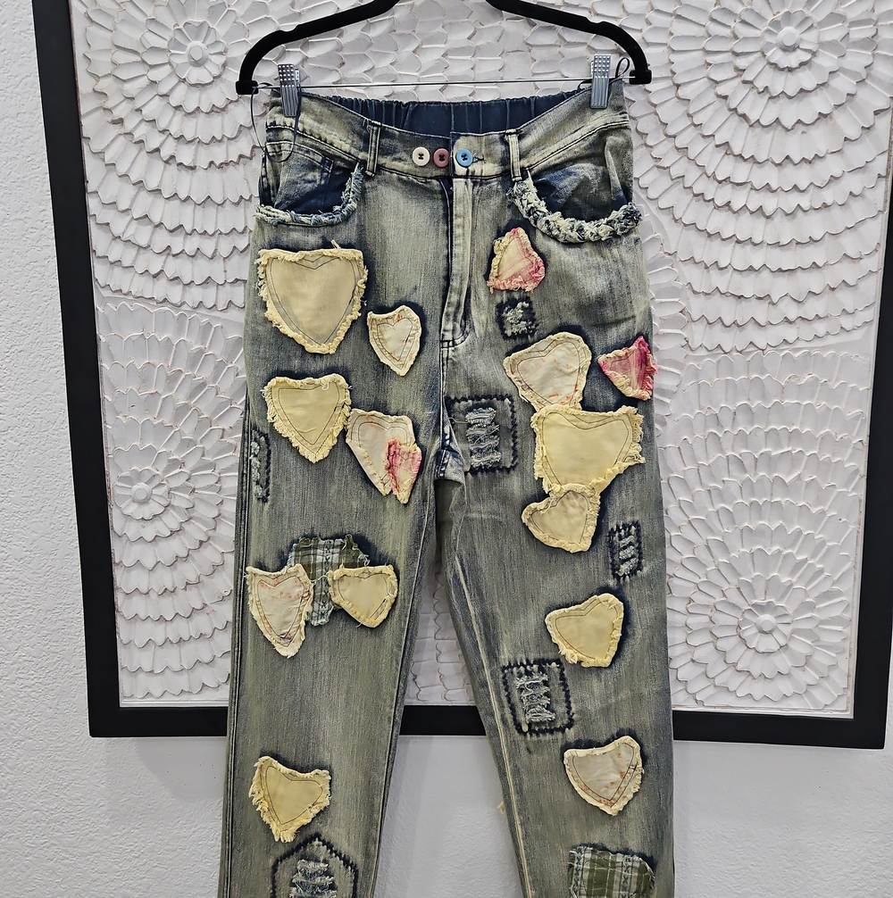 Boho Heart Patch Relaxed Women’s Jeans - Cream/Denim - Picture 3 of 7